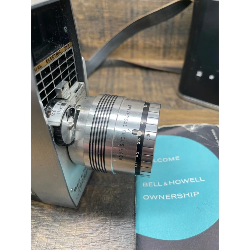 Bell & Howell Zoomatic Director Series 8mm Movie Camera Model 424 424P‎ Manuals